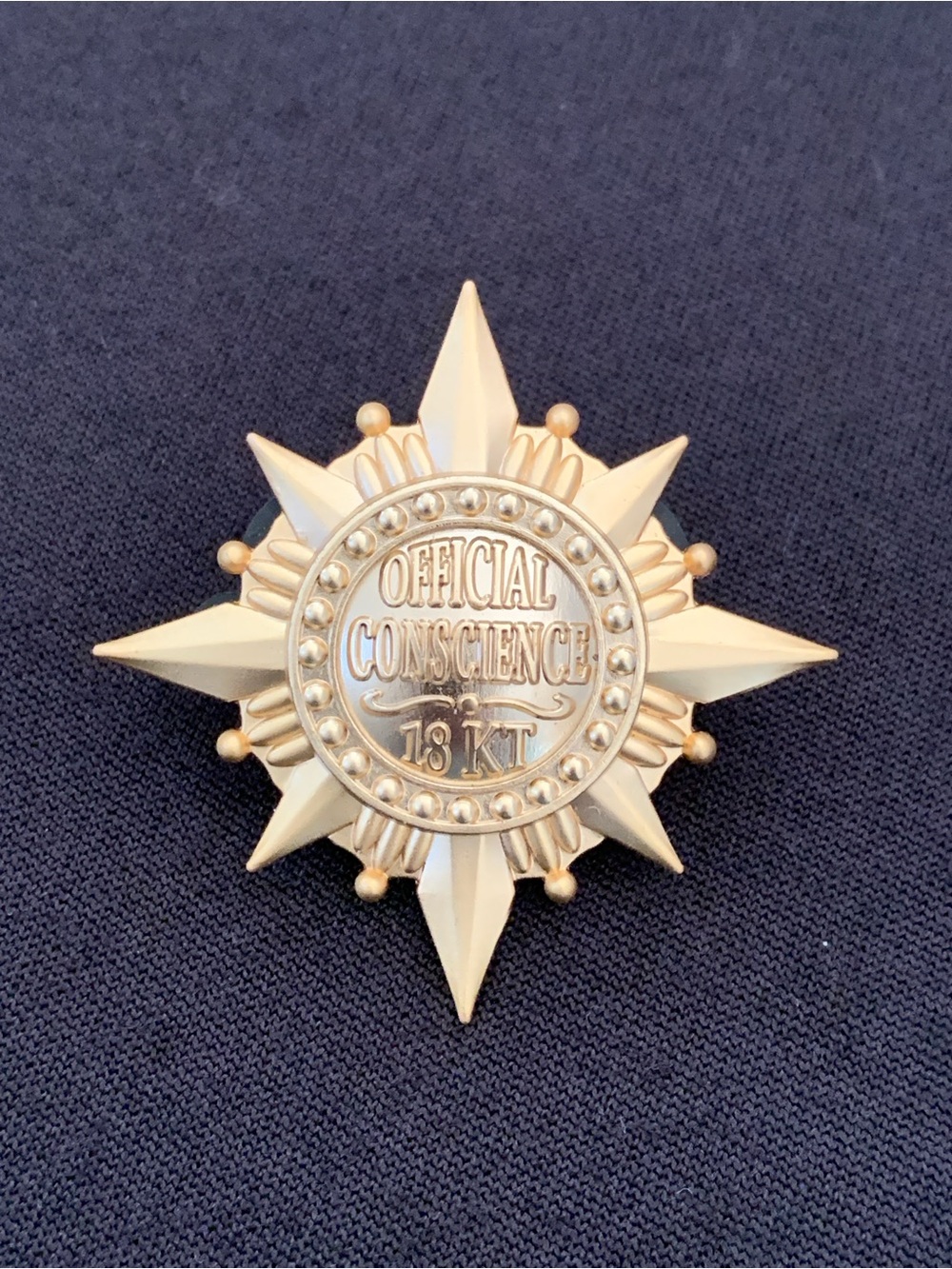 Disneyland Parks Jiminy Cricket Gold Pin Brooch Tack Official Conscience Trading - Picture 2 of 10